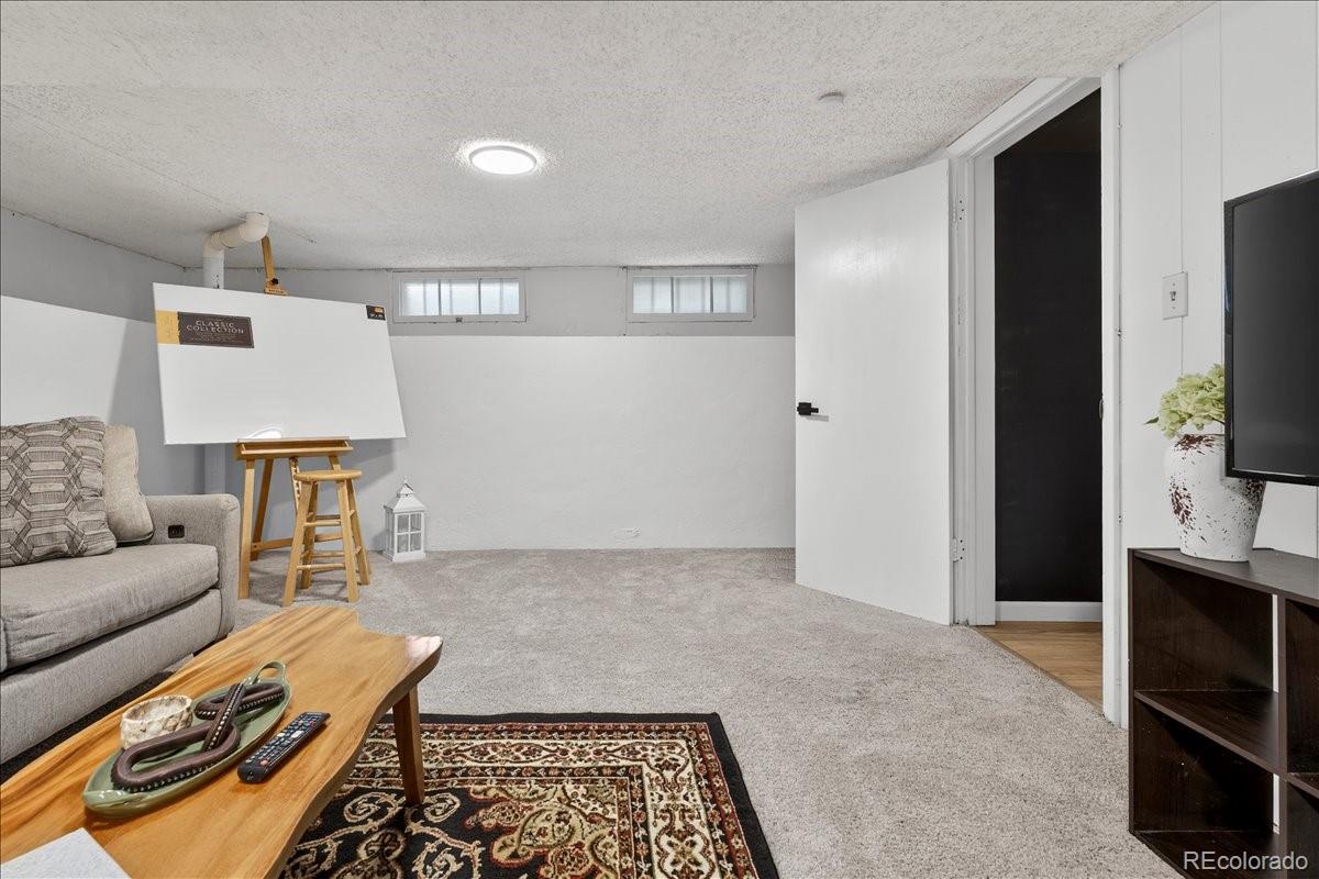 854 S Clarkson Street