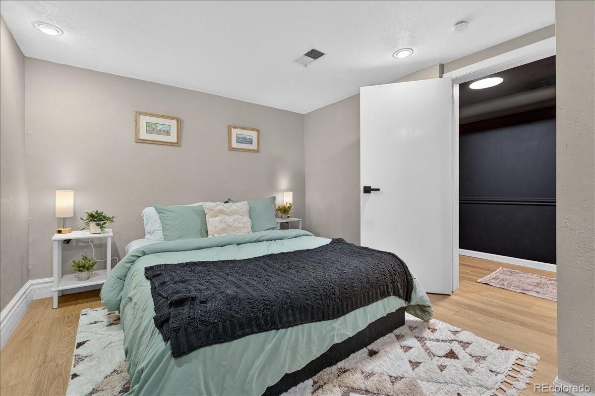 854 S Clarkson Street