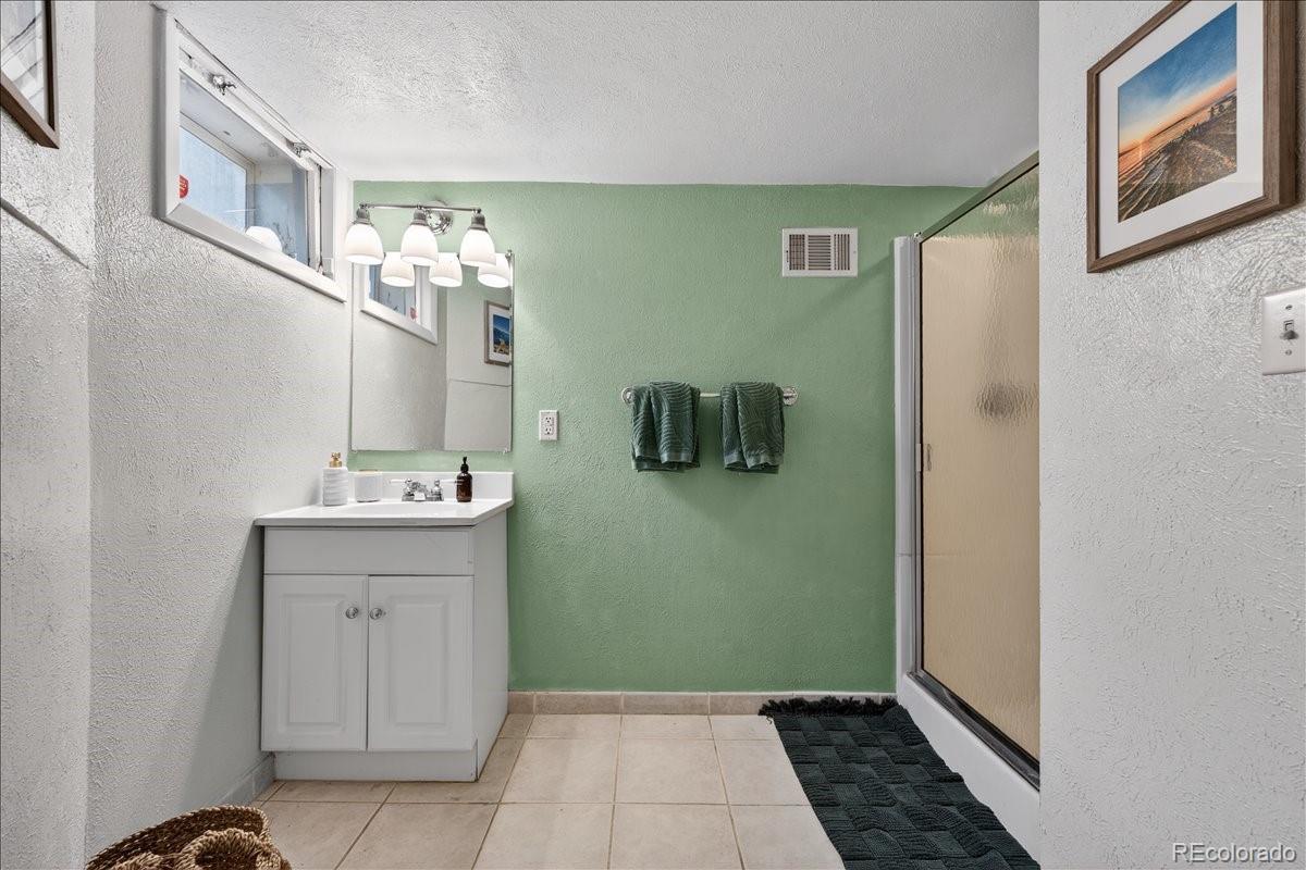 854 S Clarkson Street