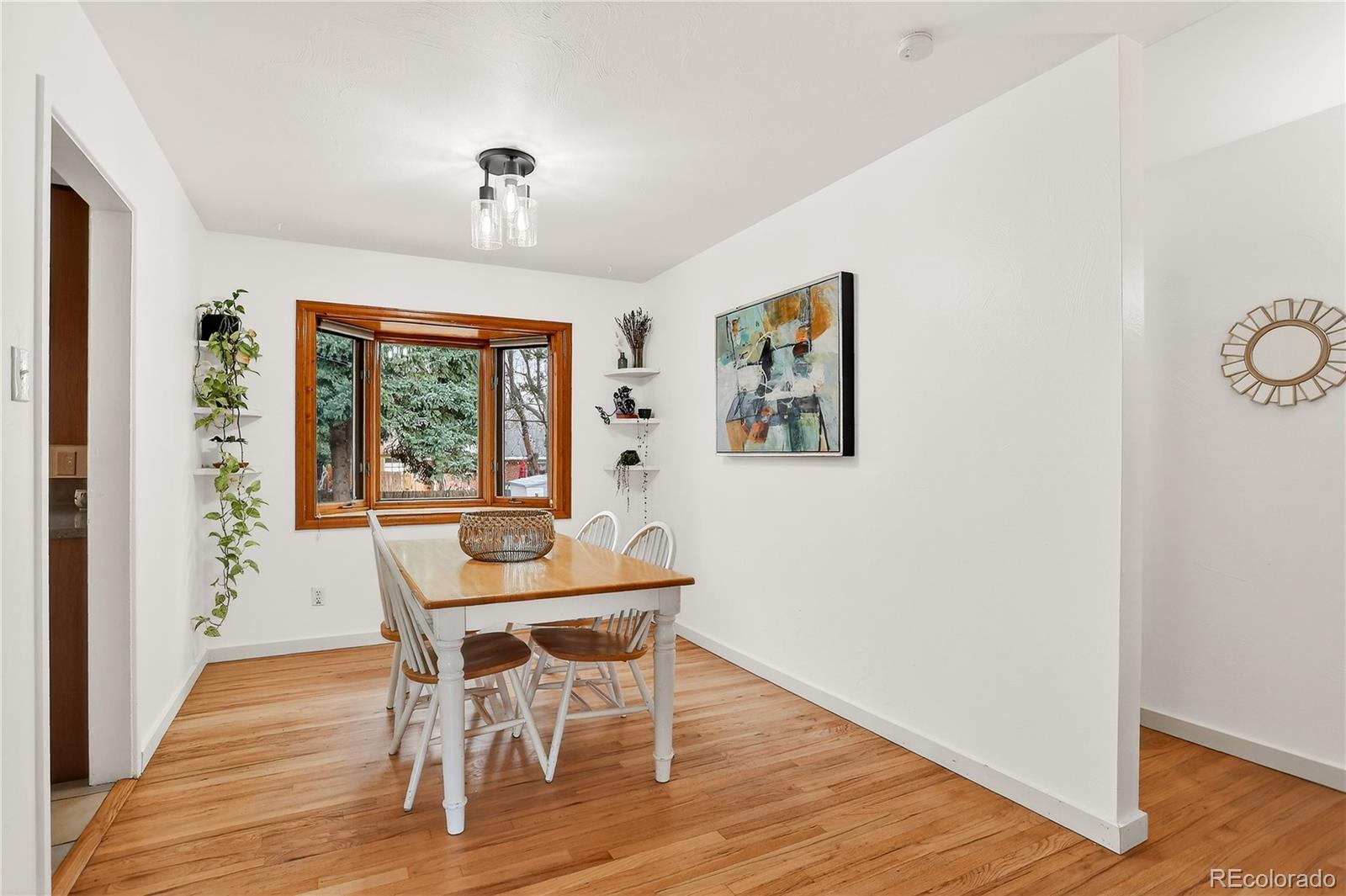 2862 S Zenobia Street