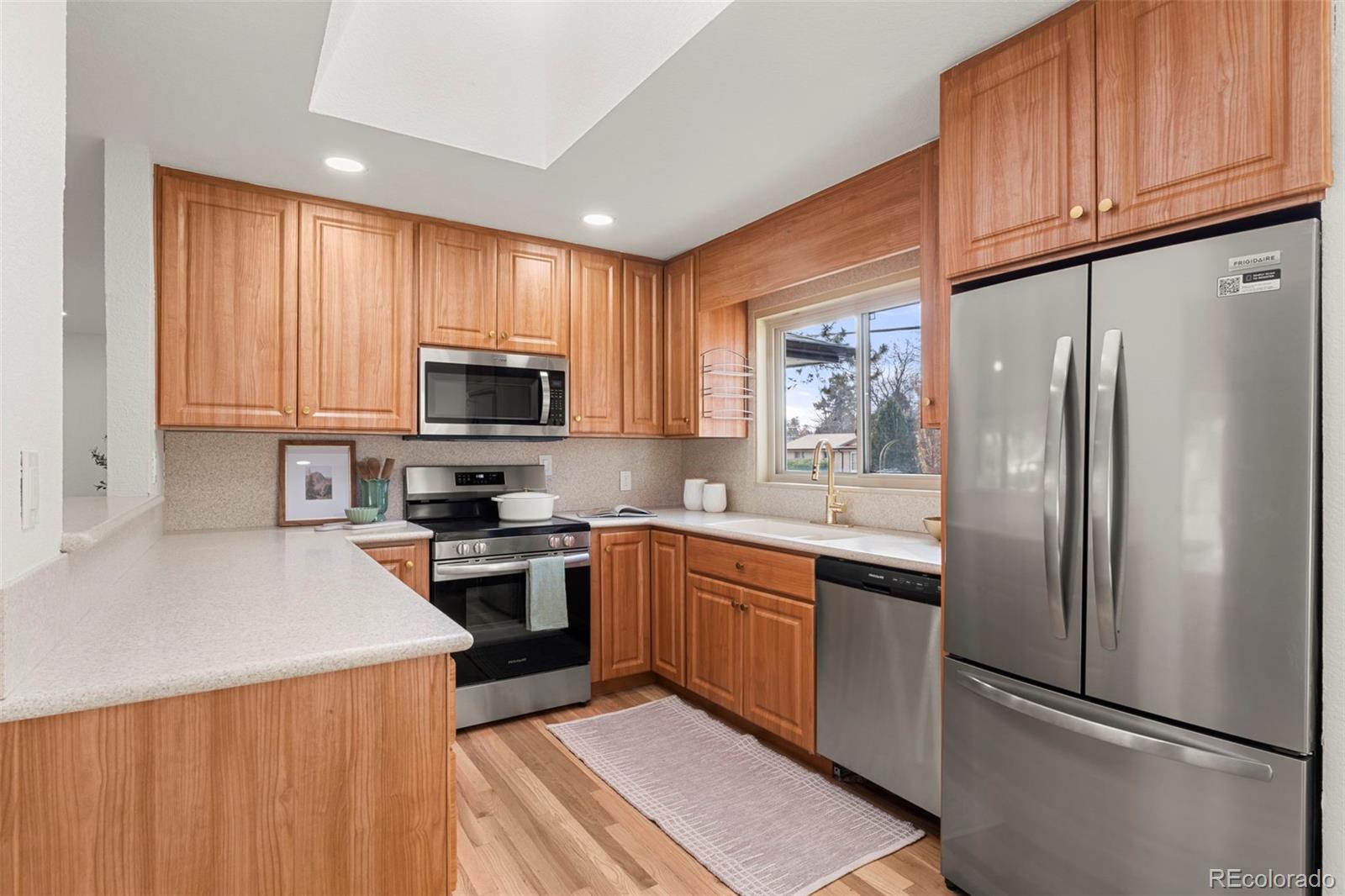 2660 S Dahlia Street