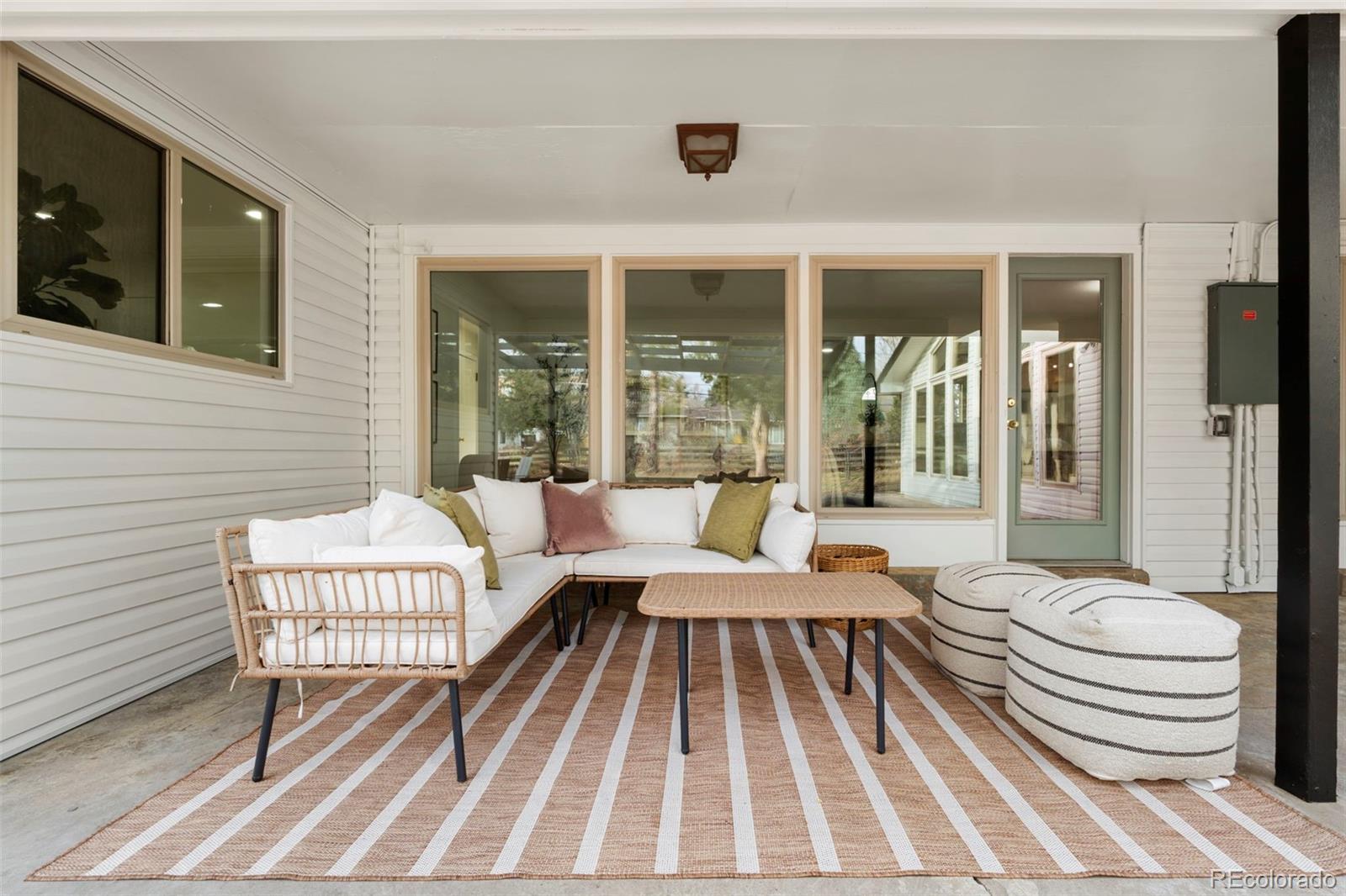 2660 S Dahlia Street