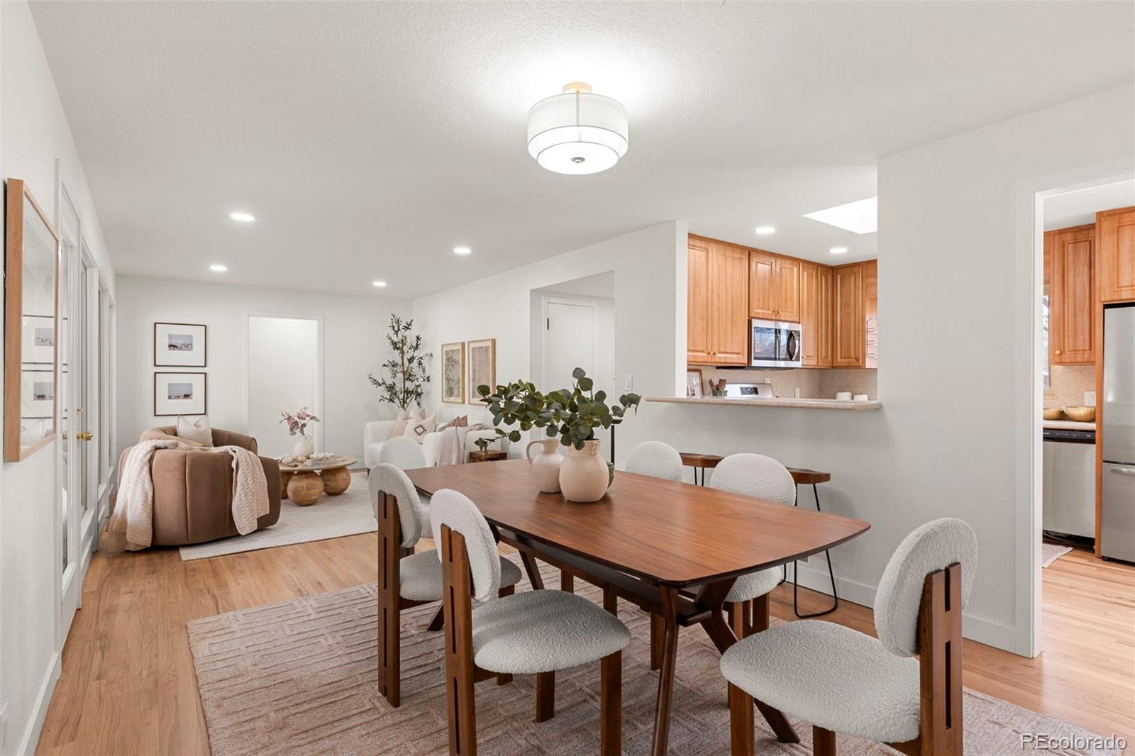 2660 S Dahlia Street