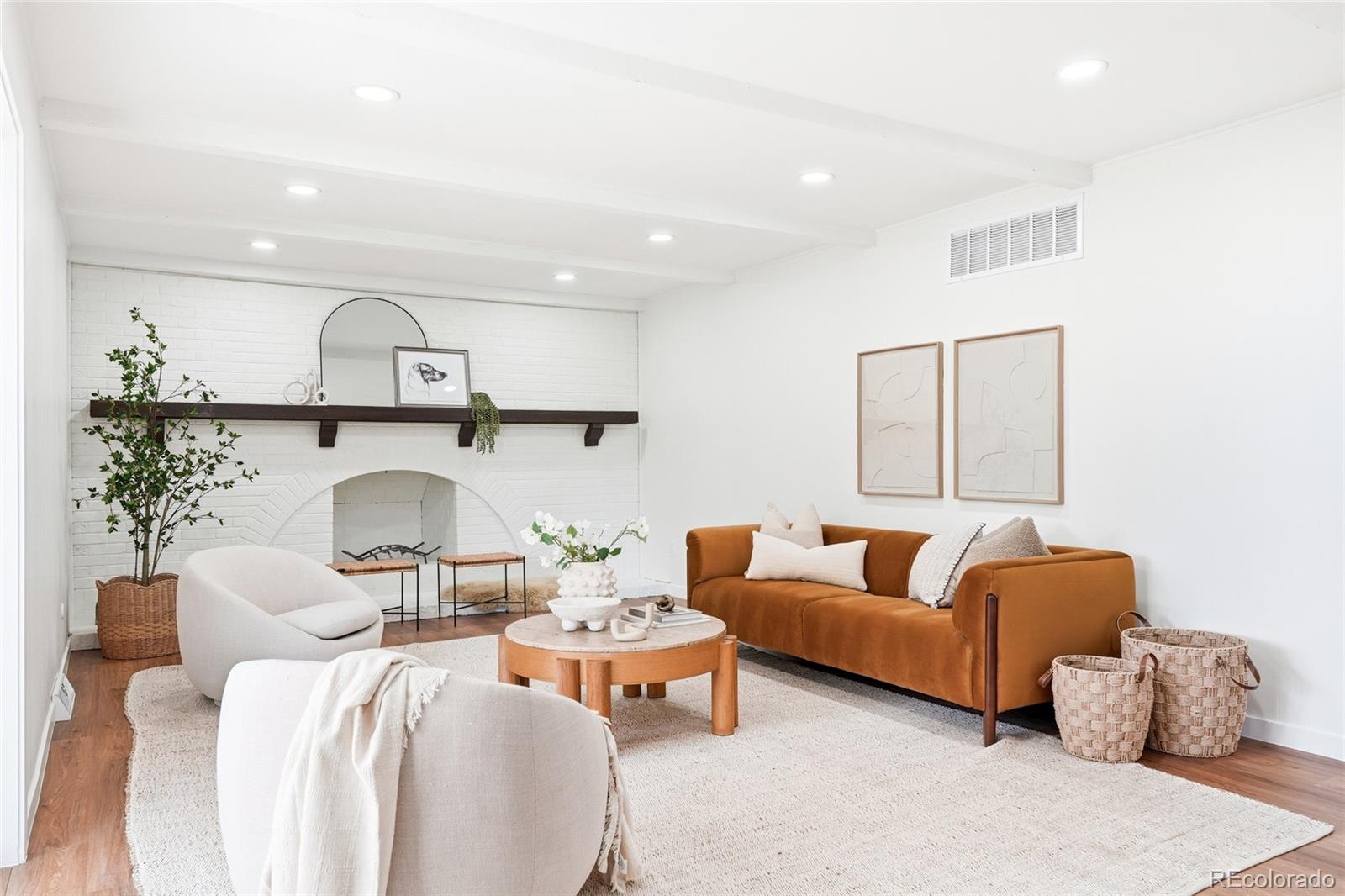 3057 S Rosemary Street