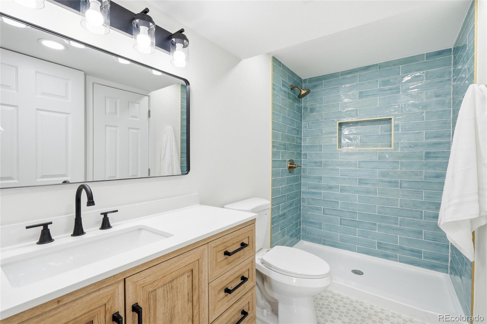 3057 S Rosemary Street