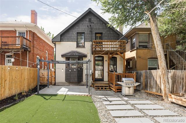 142 N Logan Street