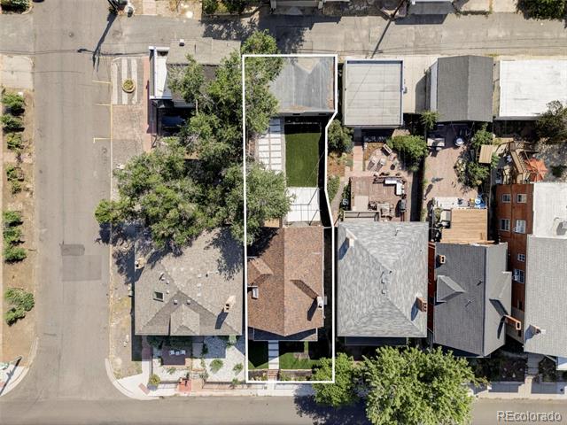 142 N Logan Street