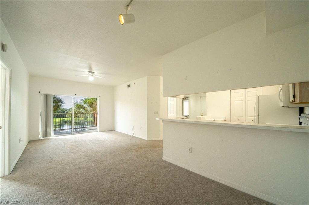 6400 Aragon WAY # 303