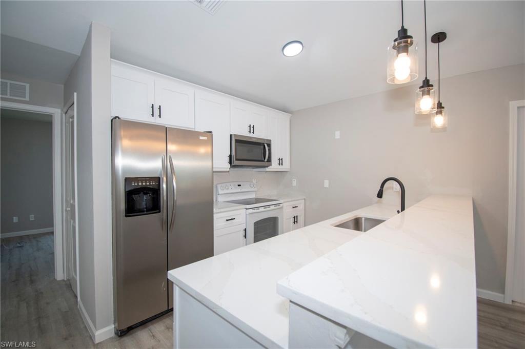 3016 Wallace AVE # 3016