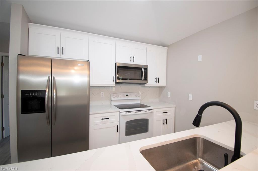 3016 Wallace AVE # 3016