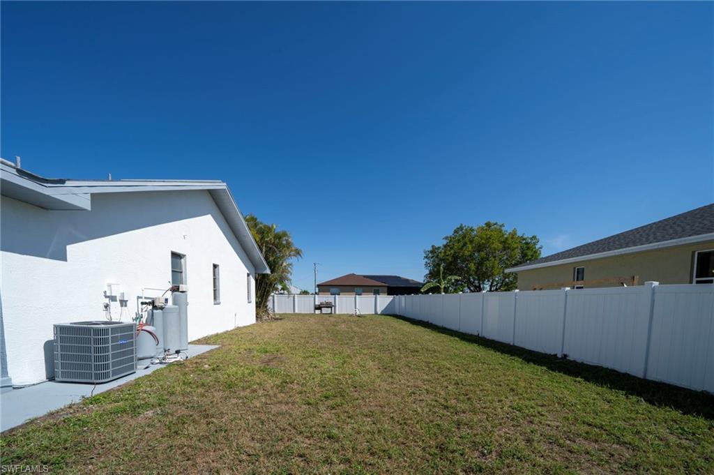 1231 NW 14th PL