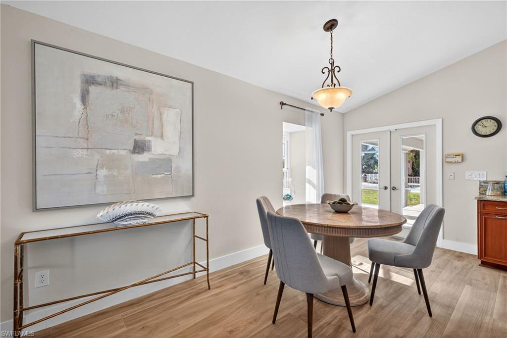 6075 Island Park CT