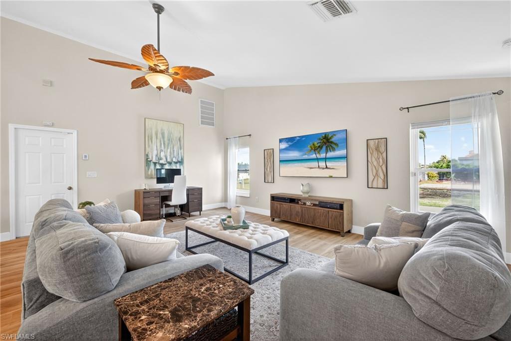6075 Island Park CT
