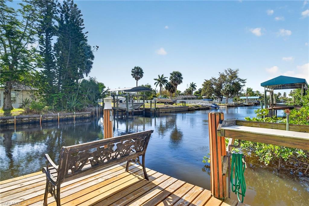 6075 Island Park CT