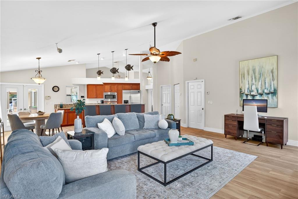 6075 Island Park CT