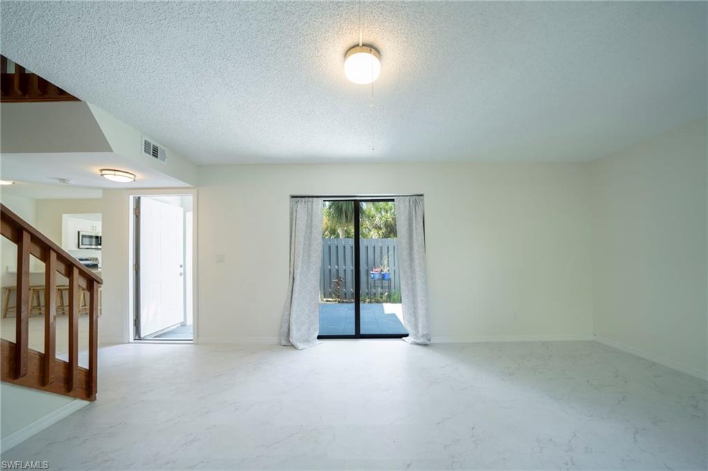 17455 Overhill DR Unit: E