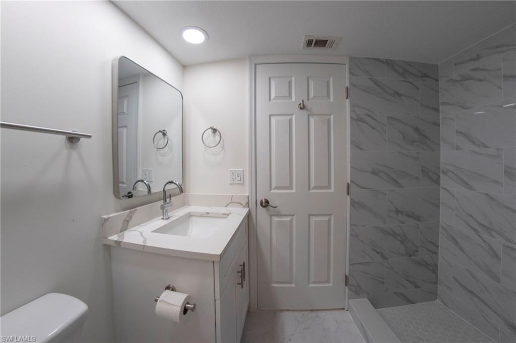 17455 Overhill DR Unit: E
