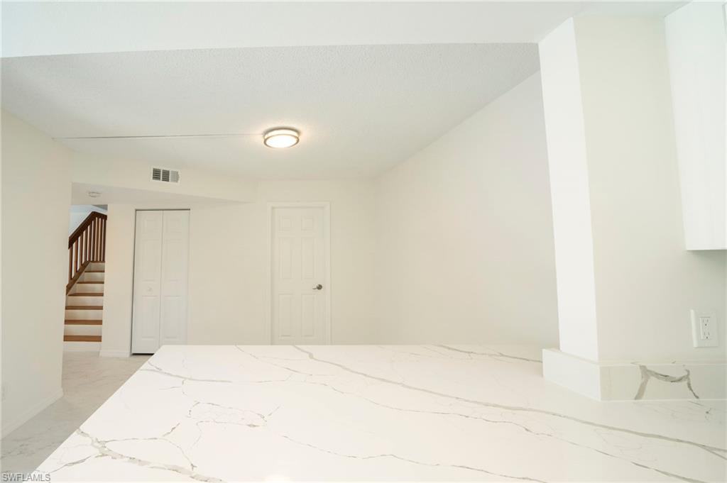 17455 Overhill DR Unit: E