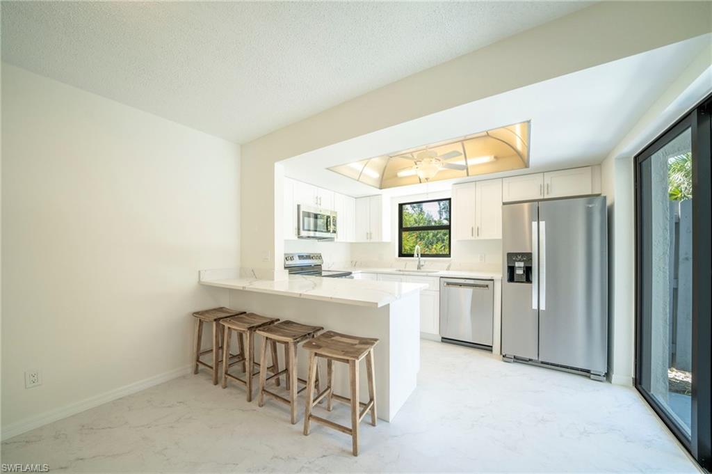 17455 Overhill DR Unit: E