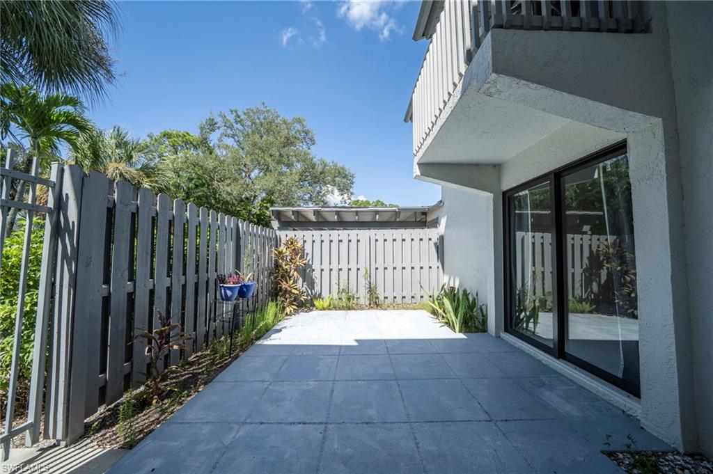 17455 Overhill DR Unit: E