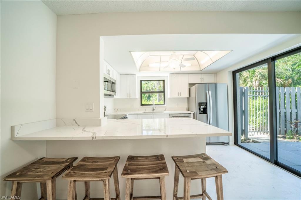 17455 Overhill DR Unit: E