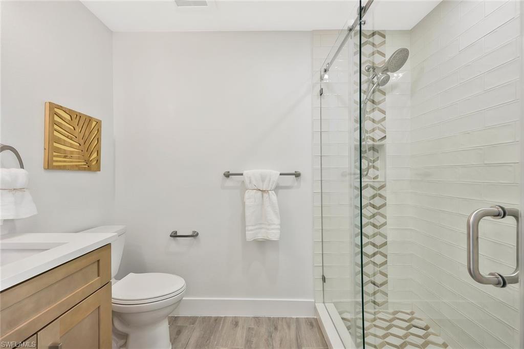 6204 Island Park CT