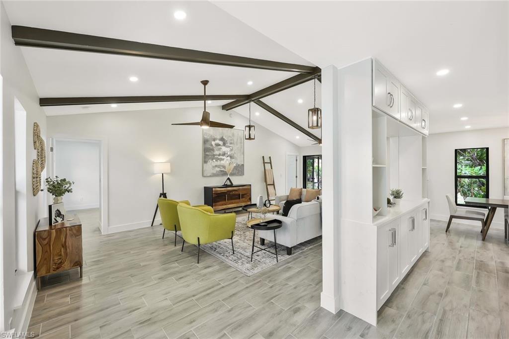6204 Island Park CT