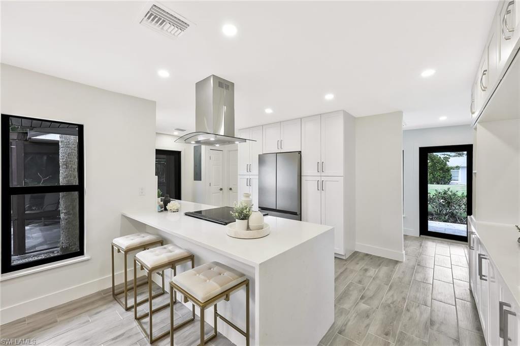 6204 Island Park CT