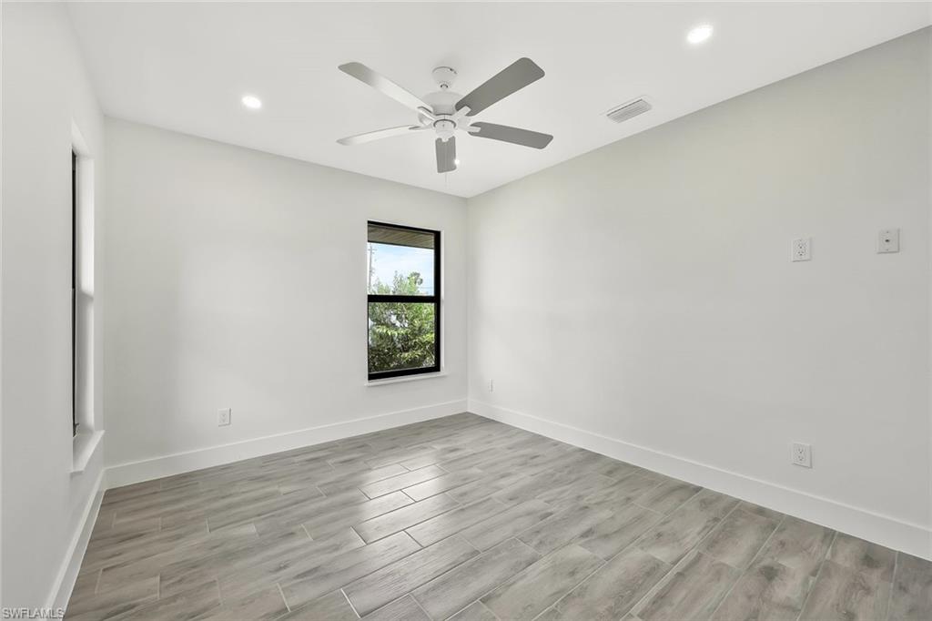 6204 Island Park CT