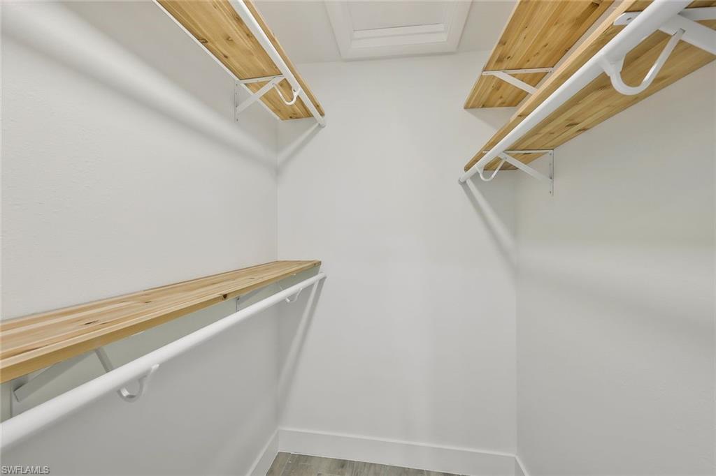 6204 Island Park CT