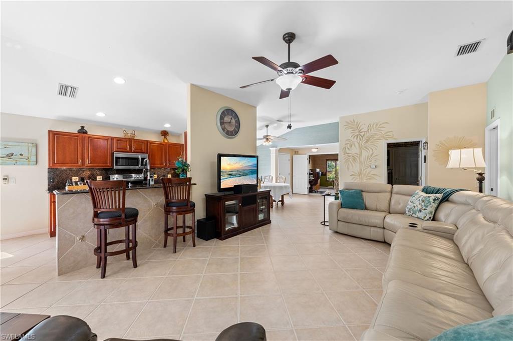 10097 Colonial Country Club BLVD