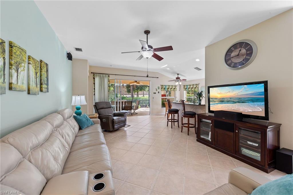 10097 Colonial Country Club BLVD