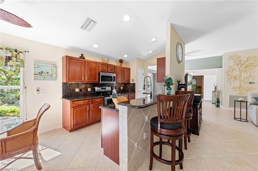 10097 Colonial Country Club BLVD