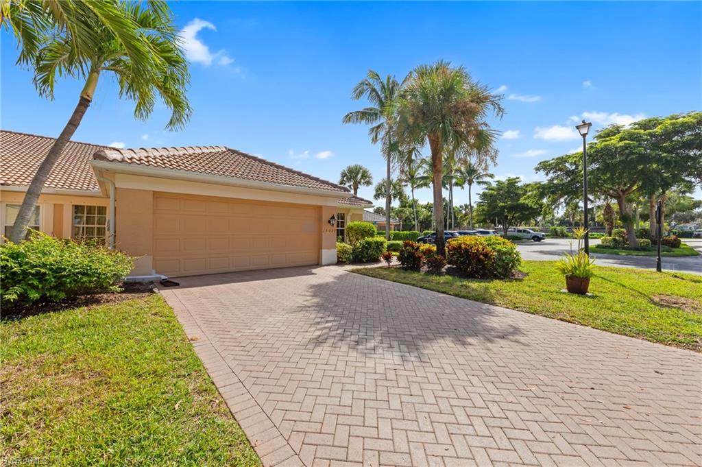 10097 Colonial Country Club BLVD