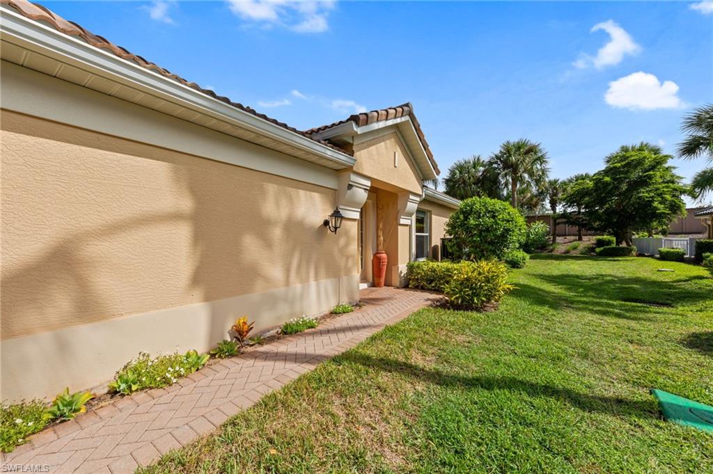10097 Colonial Country Club BLVD