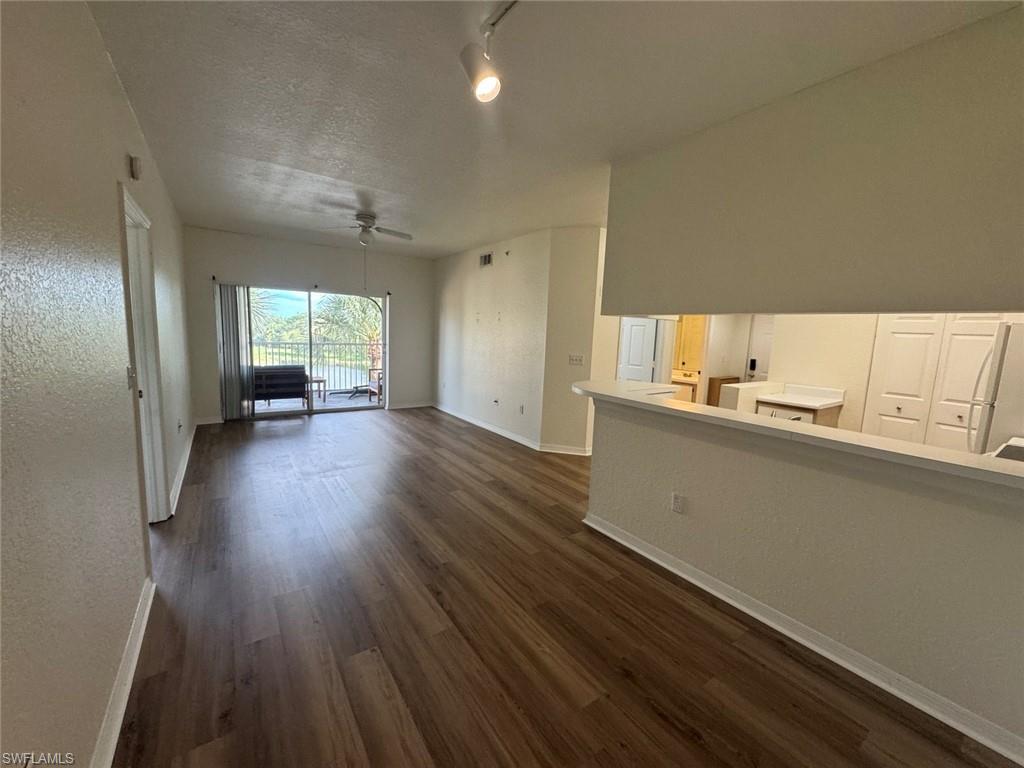6400 Aragon WAY 303