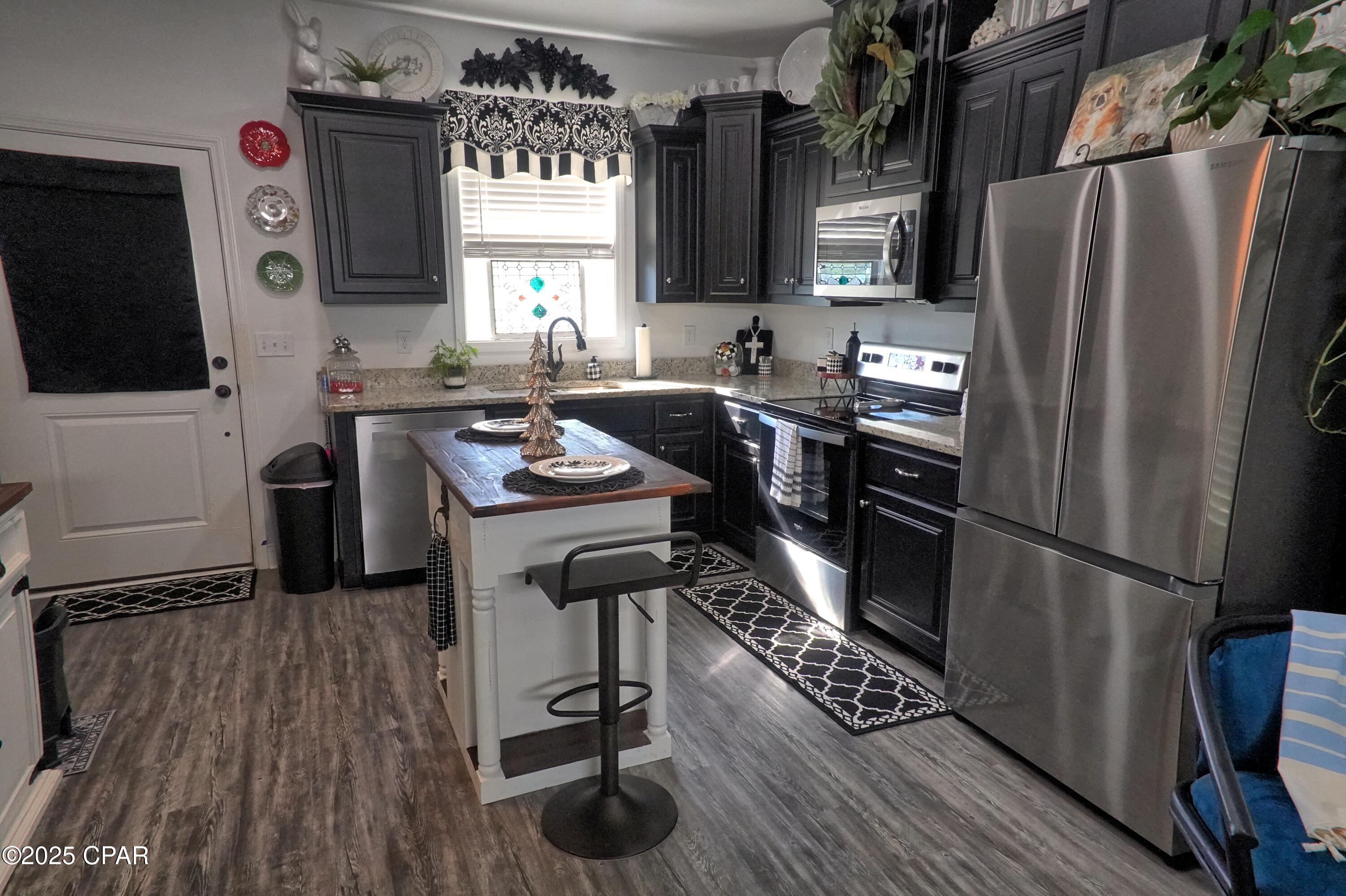 908 N Caryville Road