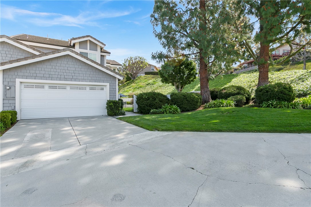 5831 E Trapper Trail 27