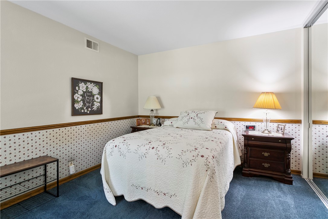 5831 E Trapper Trail 27