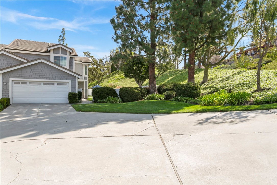 5831 E Trapper Trail 27