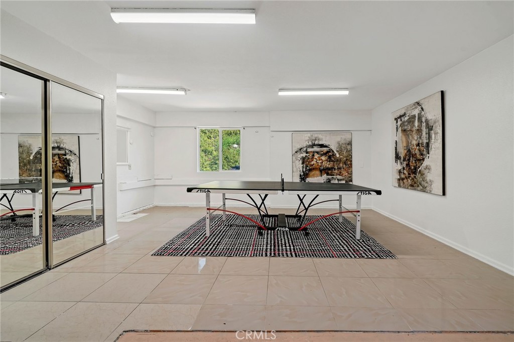 3807 E Ridgeway Road