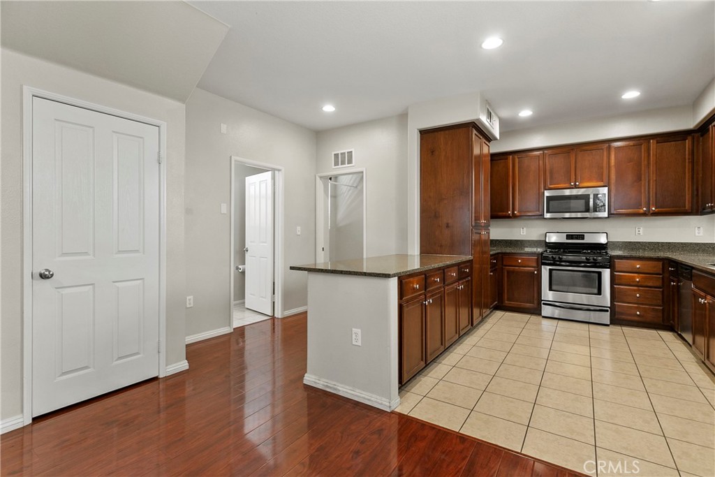 425 Merced Court