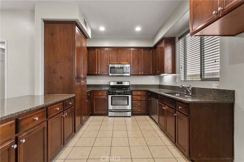 425 Merced Court