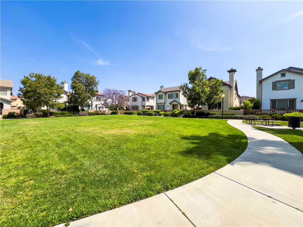 425 Merced Court