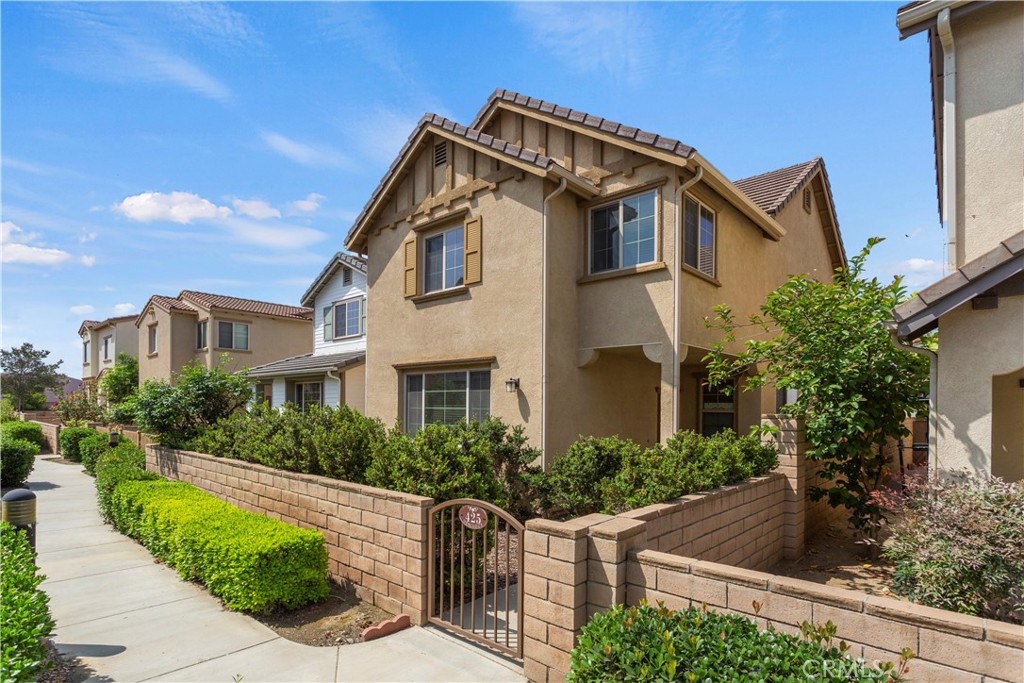 425 Merced Court