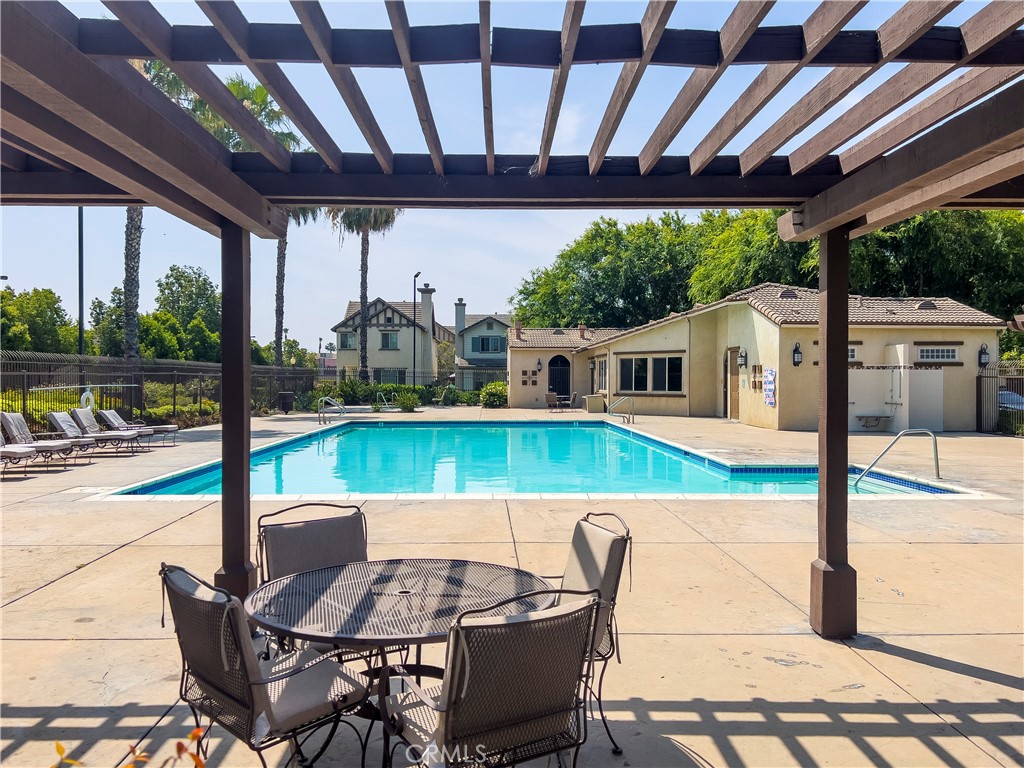 425 Merced Court
