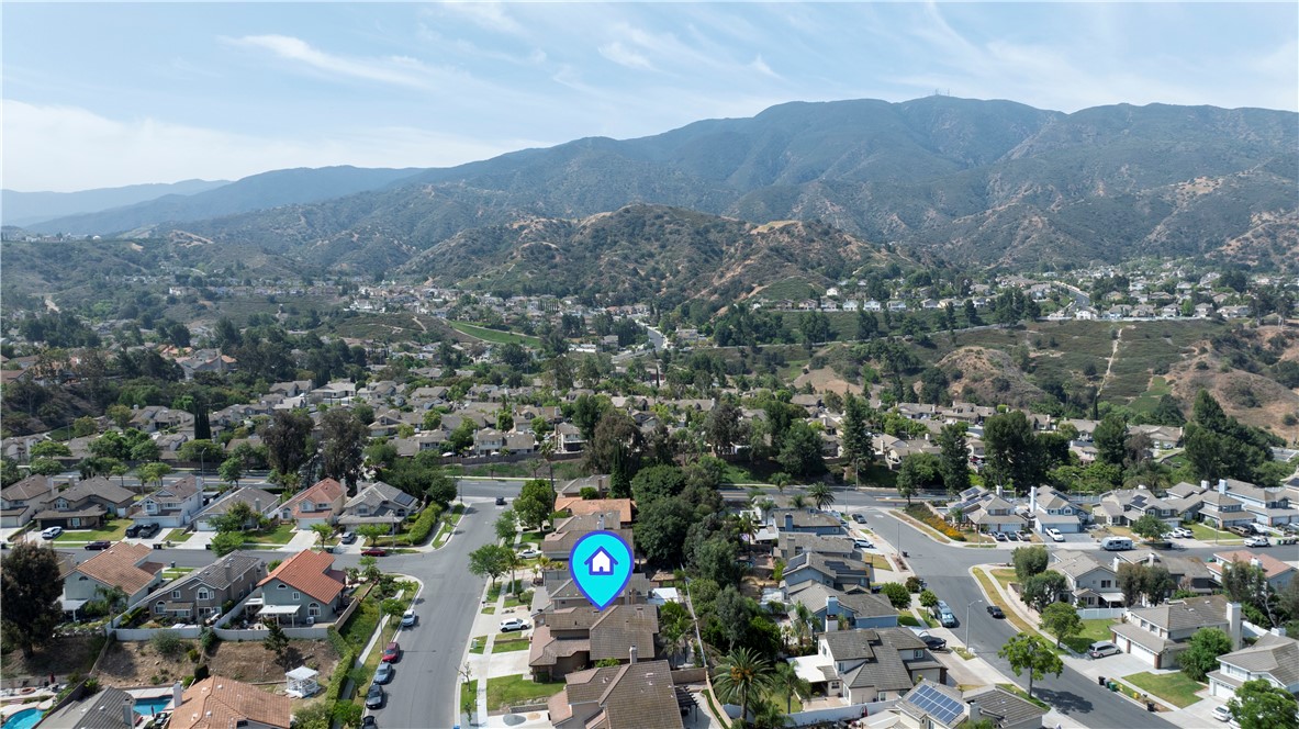 902 Highland View Drive