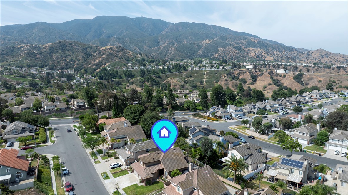 902 Highland View Drive