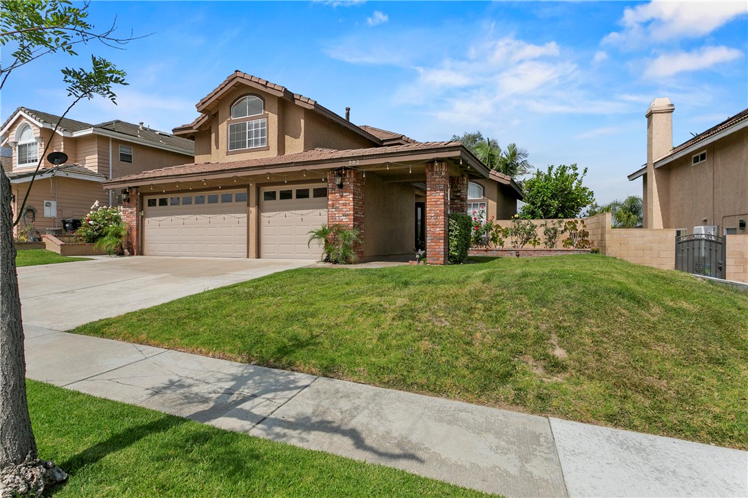 902 Highland View Drive