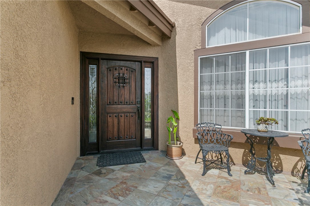 902 Highland View Drive